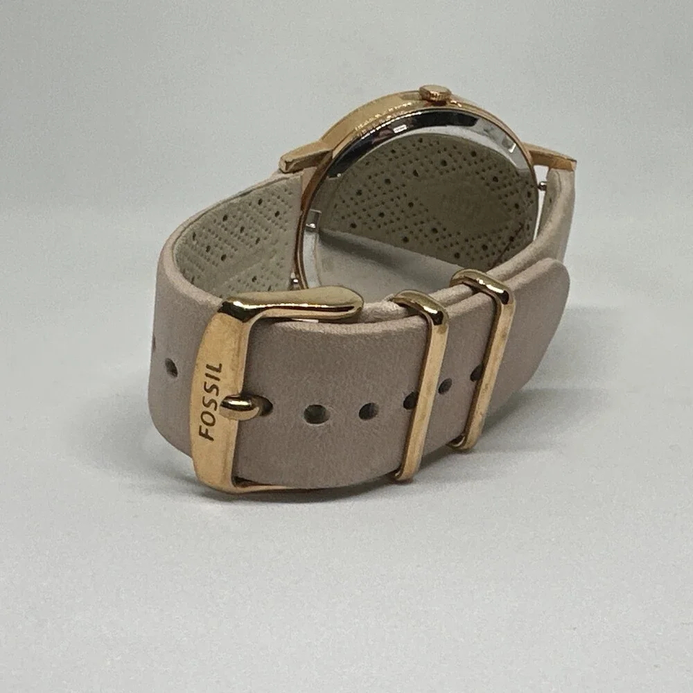 Fossil ES3991 Women Leather Stainless Steel Analog Dial Quartz Wristwatch HME741